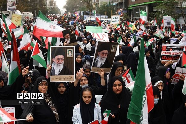 راهپیمایی ۱۳ آبان در تهران
