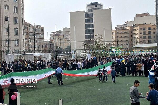 راهپیمایی ۱۳ آبان و روز دانش‌آموز در رودهن