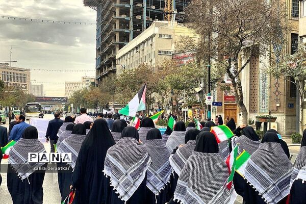 راهپیمایی سیزده آبان در مشهد