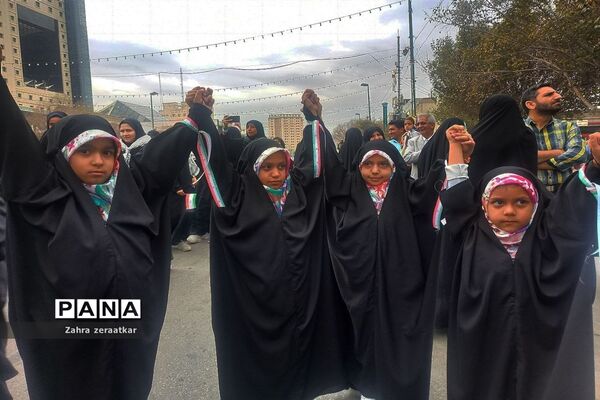 راهپیمایی سیزده آبان در مشهد