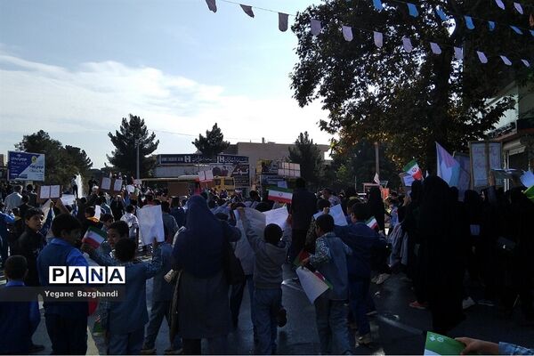 راهپیمایی باشکوه و کم نظیر ۱۳ آبان در شهرستان سبزوار