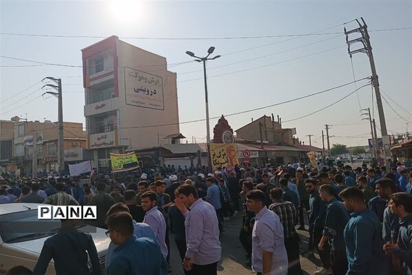 راهپیمایی ۱۳ آبان و روز دانش‌آموز در شهرستان امیدیه
