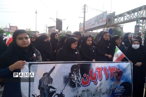 راهپیمایی روز دانش‌آموز در شهرستان میاندورود