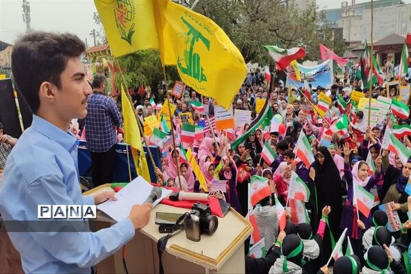 حضور پرشور دانش‌آموزان سلمانشهر در راهپیمایی ۱۳ آبان