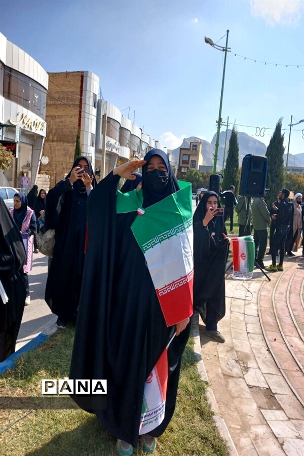 راهپیمایی ۱۳ آبان در شهرضا