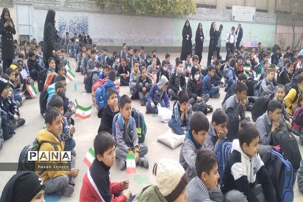 مراسم 13آبان در مدرسه شهید ندافی