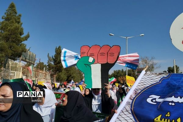 مراسم راهپیمایی 13 آبان در شهرستان شربیشه