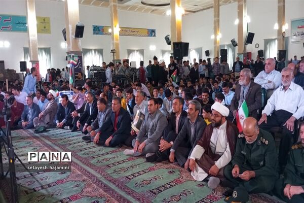 تجمع دانش‌آموزان شهرستان ساوه به‌مناسبت ۱۳ آبان