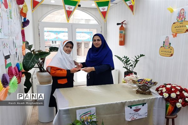 گرامیداشت روز دانش‌آموز در مدارس ملارد