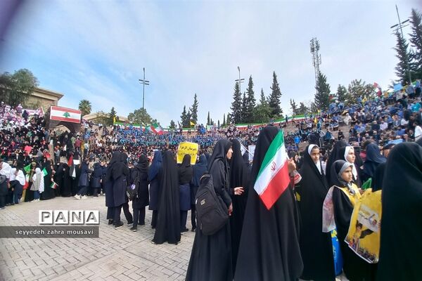 راهپیمایی روز دانش‌آموز در ساری
