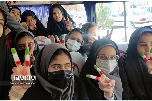 جشن روز دانش‌آموز در مدارس شهرستان آباده