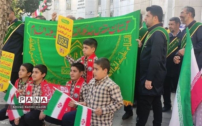 مراسم پرتاب موشک‌های آبی آموزشگاه شهید سجادی پور میبد با آرزوی نابودی رژیم کودک کش اسرائیل/فیلم