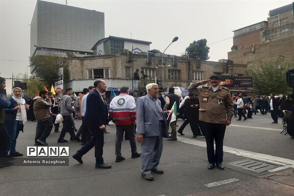 راهپیمایی ۱۳ آبان در تهران