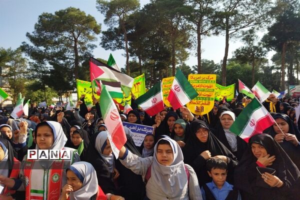راهپیمایی ۱۳آبان در نجف آباد