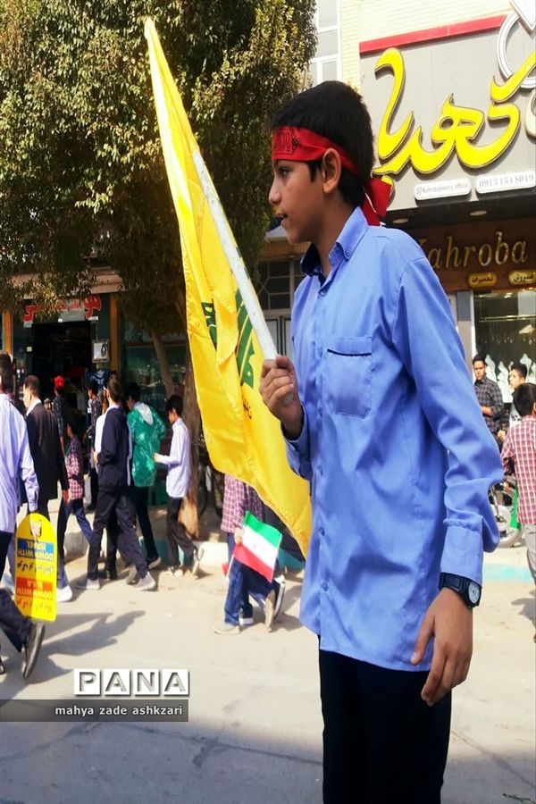 راهپیمایی روز سیزده آبان در شهرستان اشکذر