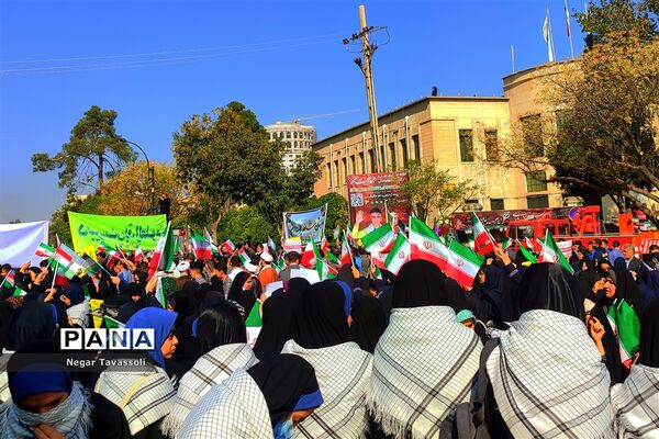 راهپیمایی 13 آبان در فارس