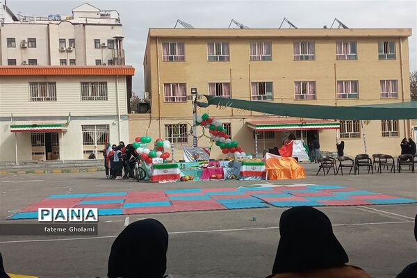 برگزاری مراسم المپیاد ورزشی و 13آبان در دبیرستان شاهد فاطمیه (س)