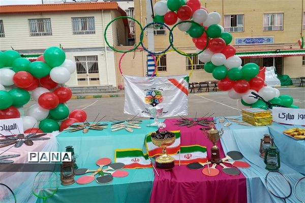 برگزاری مراسم المپیاد ورزشی و 13آبان در دبیرستان شاهد فاطمیه (س)