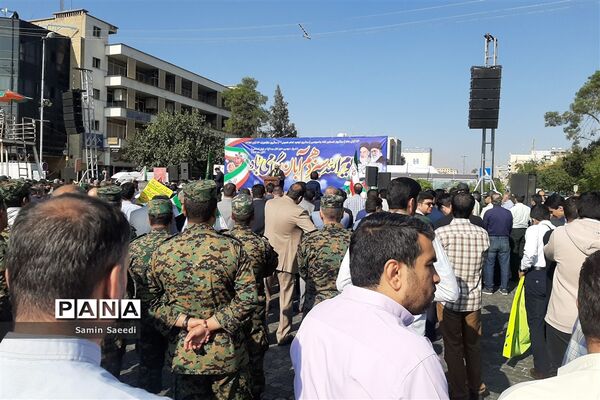 دانش‌آموزان و فرهنگیان بار دیگر در 13 آبان ماه حماسه آفریدند