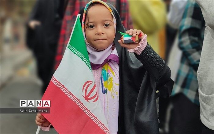 راهپیمایی ۱۳ آبان در شهرستان رباط کریم و شهر جدید پرند