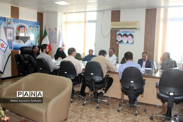 جلسه هماهنگی و برنامه‌ریزی دوره کشوری تبیین برنامه‌های مشاوره در بوشهر