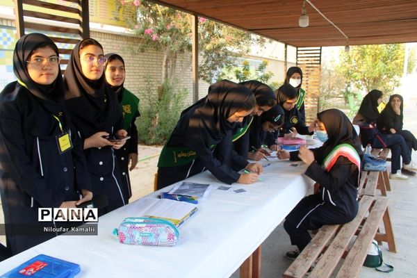 زنگ استکبارستیزی در مدارس استان بوشهر