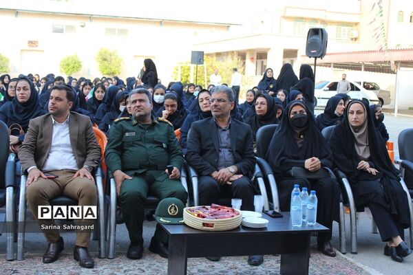 زنگ استکبارستیزی در مدارس استان بوشهر