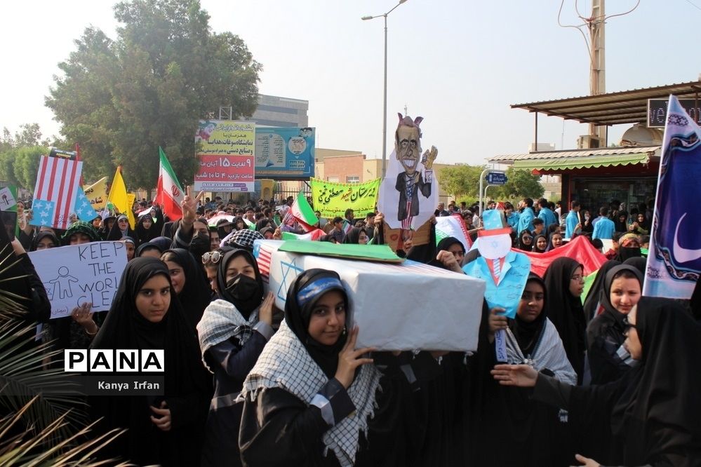 راهپیمایی روز 13 آبان در بوشهر