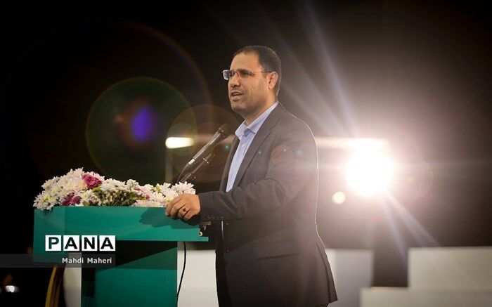 تمام وزارتخانه‌های کشور در آموزش و پرورش مسئولیت دارند