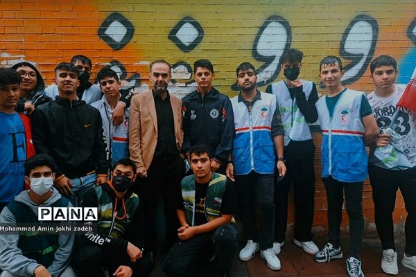 راهپیمایی روز دانش‌آموز 13 آبان در شهرستان رباط‌کریم