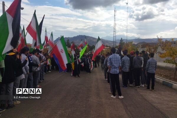 فریادهای کوبنده مردم شهر دستجرد خلجستان قم در راهپیمایی 13 آبان
