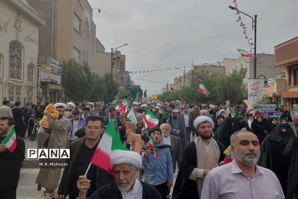 خروش طوفانی مردم قم در راهپیمایی روز ملی مبارزه با استکبار جهانی-1