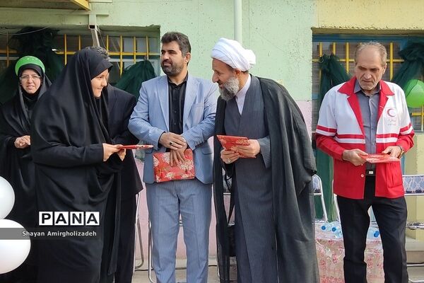 آیین زنگ استکبار ستیزی در آموزشگاه سیزدهم آبان شهرستان قرچک