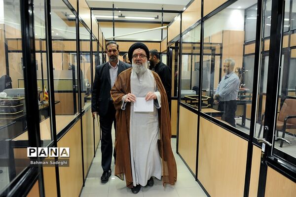 آغاز ثبت نام ششمین دوره انتخابات مجلس خبرگان رهبری