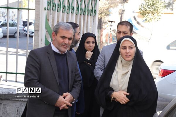 بازدید مدیرکل آموزش و پرورش آذربایجان شرقی از فعالیت‌های سازمان دانش‌آموزی