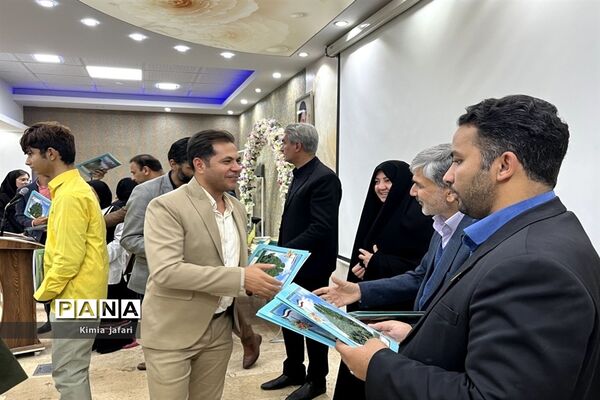 آیین تجلیل از برترین‌های جشنواره خوارزمی در شهرستان کاشمر