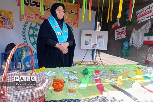 تجمع دانش‌آموز خبرنگاران پانا به‌مناسبت دهه گرامیداشت شهدای دانش‌آموز