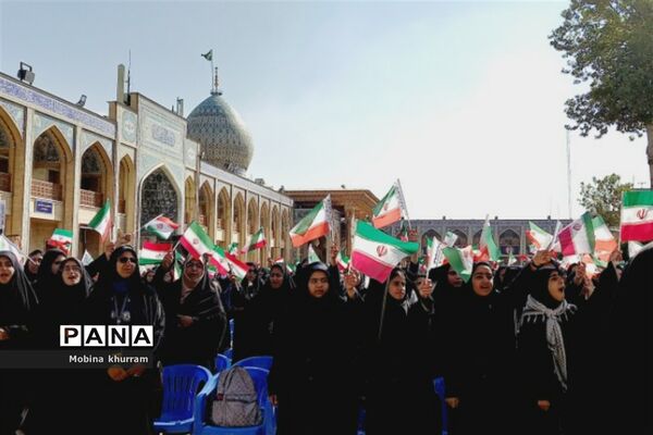 تجمع دانش‌آموز خبرنگاران پانا به‌مناسبت دهه گرامیداشت شهدای دانش‌آموز