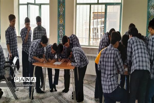 انتخابات شورای دانش‌آموزی دبیرستان صالحی زاده ناحیه ۲ یزد