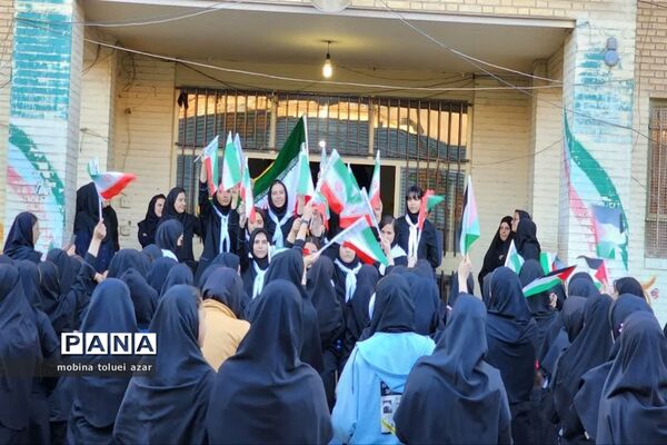 آیین گرامیداشت هفته دانش‌آموز در آموزشگاه متانت