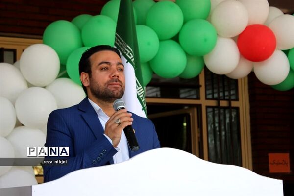 زنگ استکبار ستیزی در آموزشگاه فرزانگان ناحیه یک بهارستان