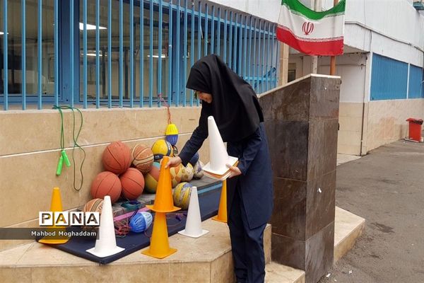 افتتاحیه المپیاد ورزشی دبیرستان هفده شهریور منطقه ۱۳