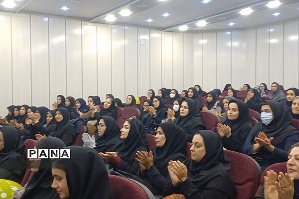 نشست جهاد تبیین بسیج فرهنگیان آموزش و پرورش رودهن