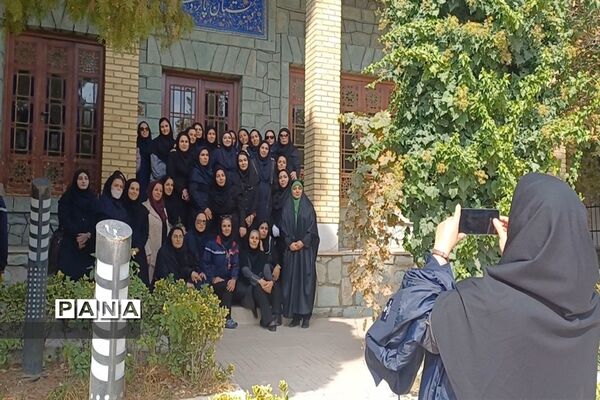 نشست جهاد تبیین بسیج فرهنگیان آموزش و پرورش رودهن