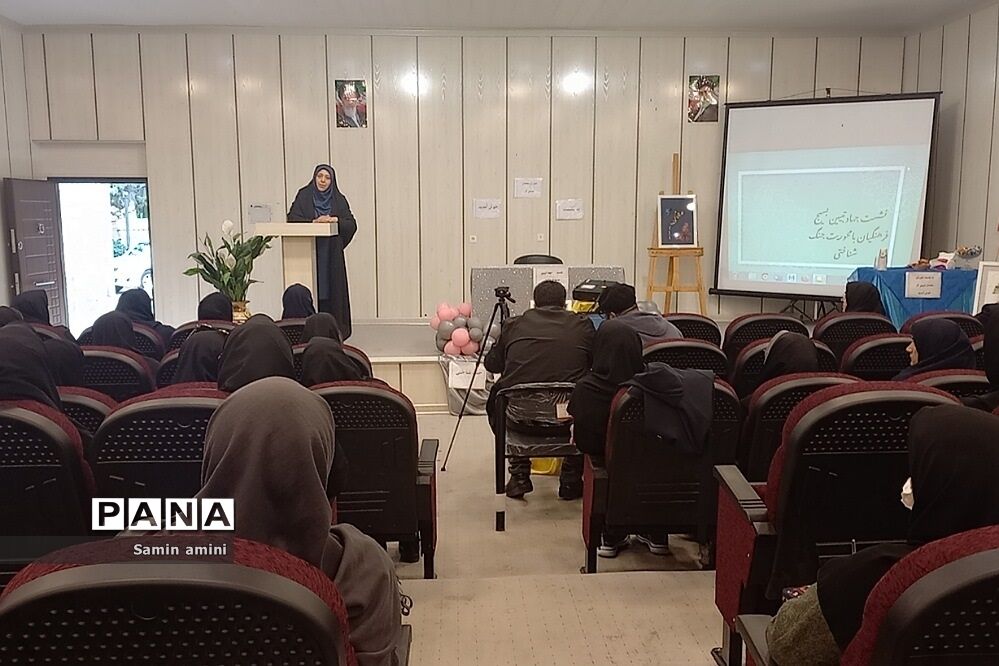 نشست جهاد تبیین بسیج فرهنگیان آموزش و پرورش رودهن