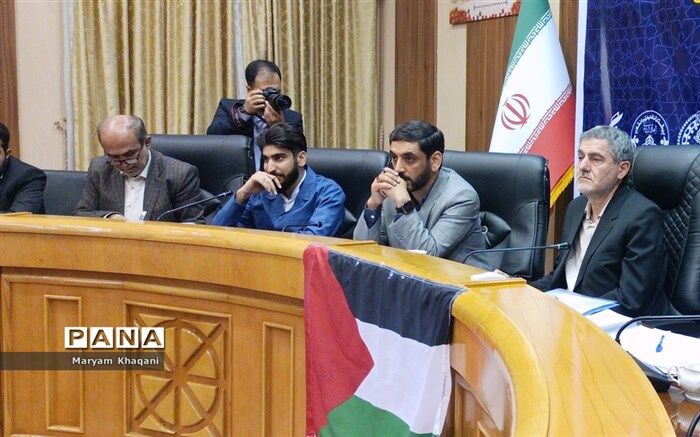 دانش‌آموزان بهترین مشاوران برای مسوولان هستند