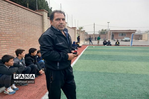 برگزاری مسابقه دانش‌آموزی در دبیرستان شهید طباطبایی جوادآباد