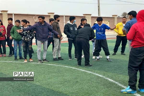 برگزاری مسابقه دانش‌آموزی در دبیرستان شهید طباطبایی جوادآباد