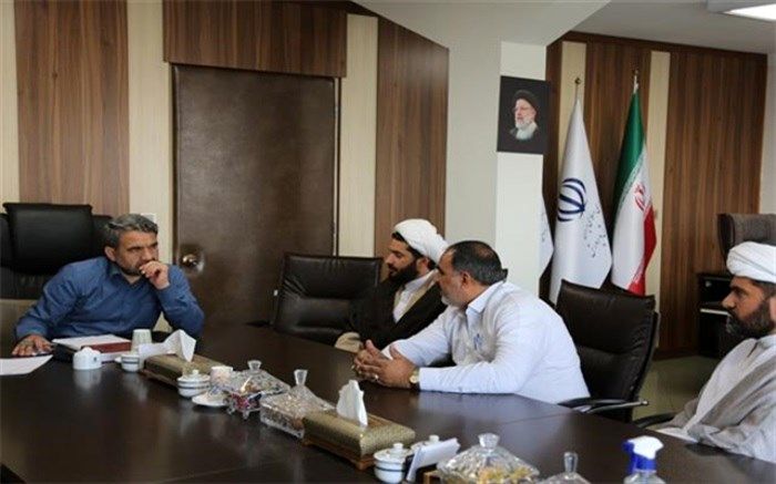 تکریم ارباب رجوع از وظایف اصلی سازمان مدارس و مراکز غیر‌دولتی است