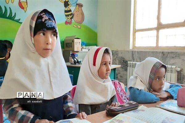 بازدید مدیر آموزش و پرورش کلات از مدارس محور زیبای ژرف